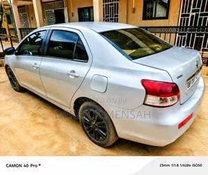 Toyota Yaris 2008 Gray
