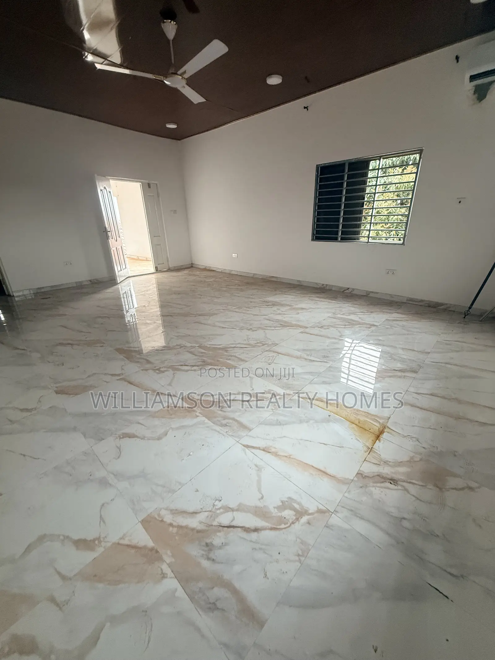 2bdrm Apartment in Baatsonaa Total Area, Spintex for rent