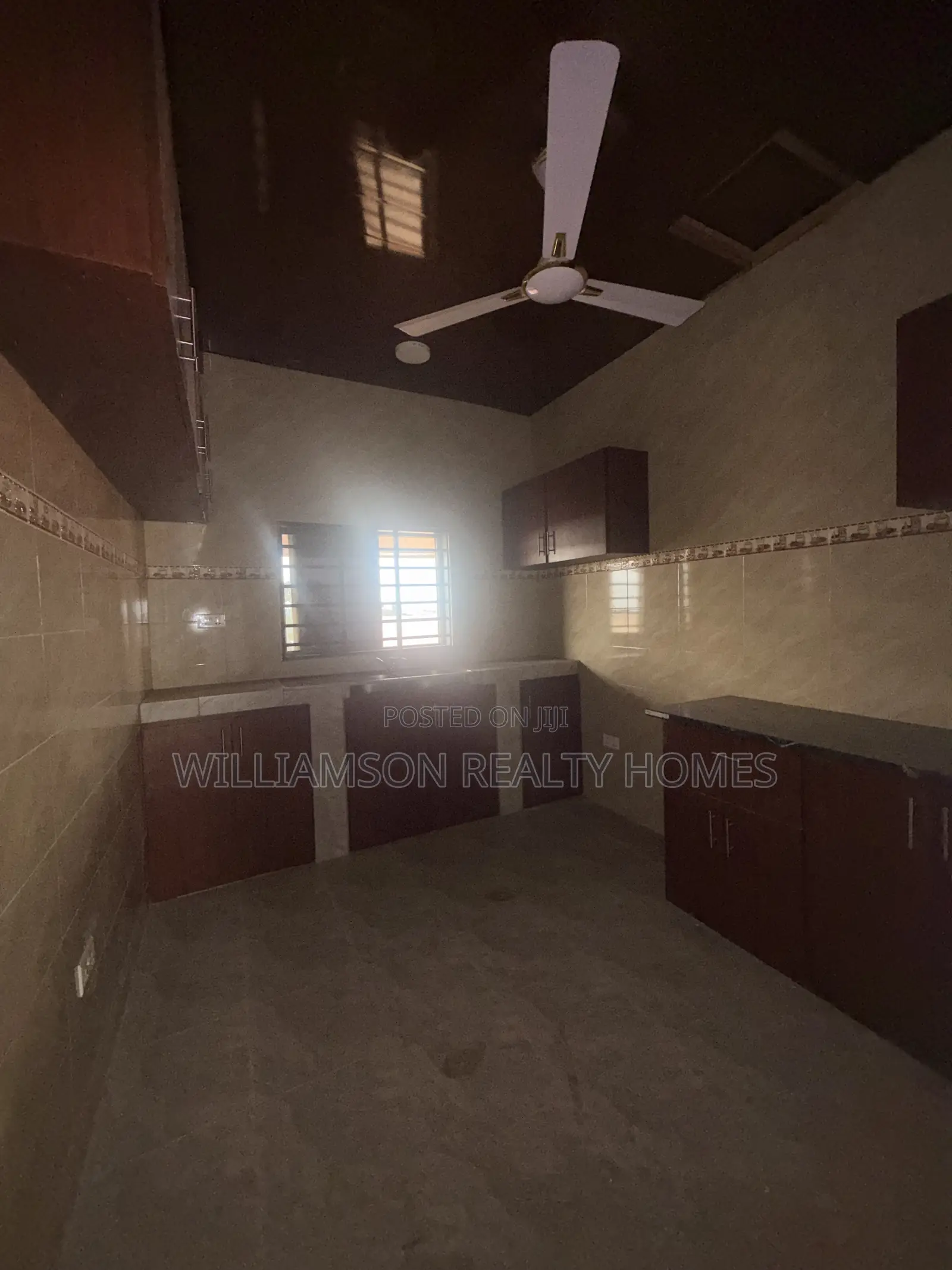 2bdrm Apartment in Baatsonaa Total Area, Spintex for rent