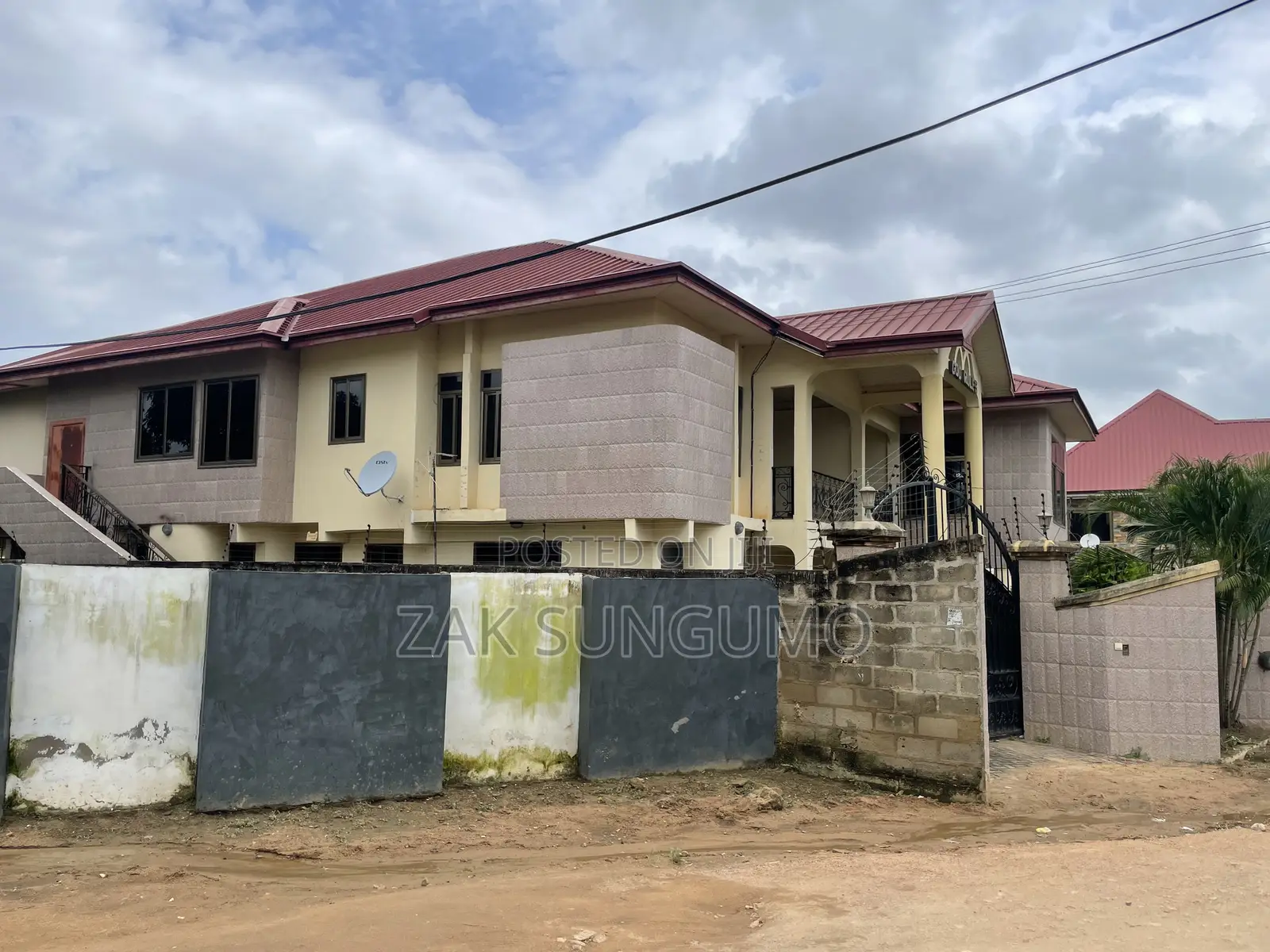 12bdrm House in Sl Agency, Kasoa for sale