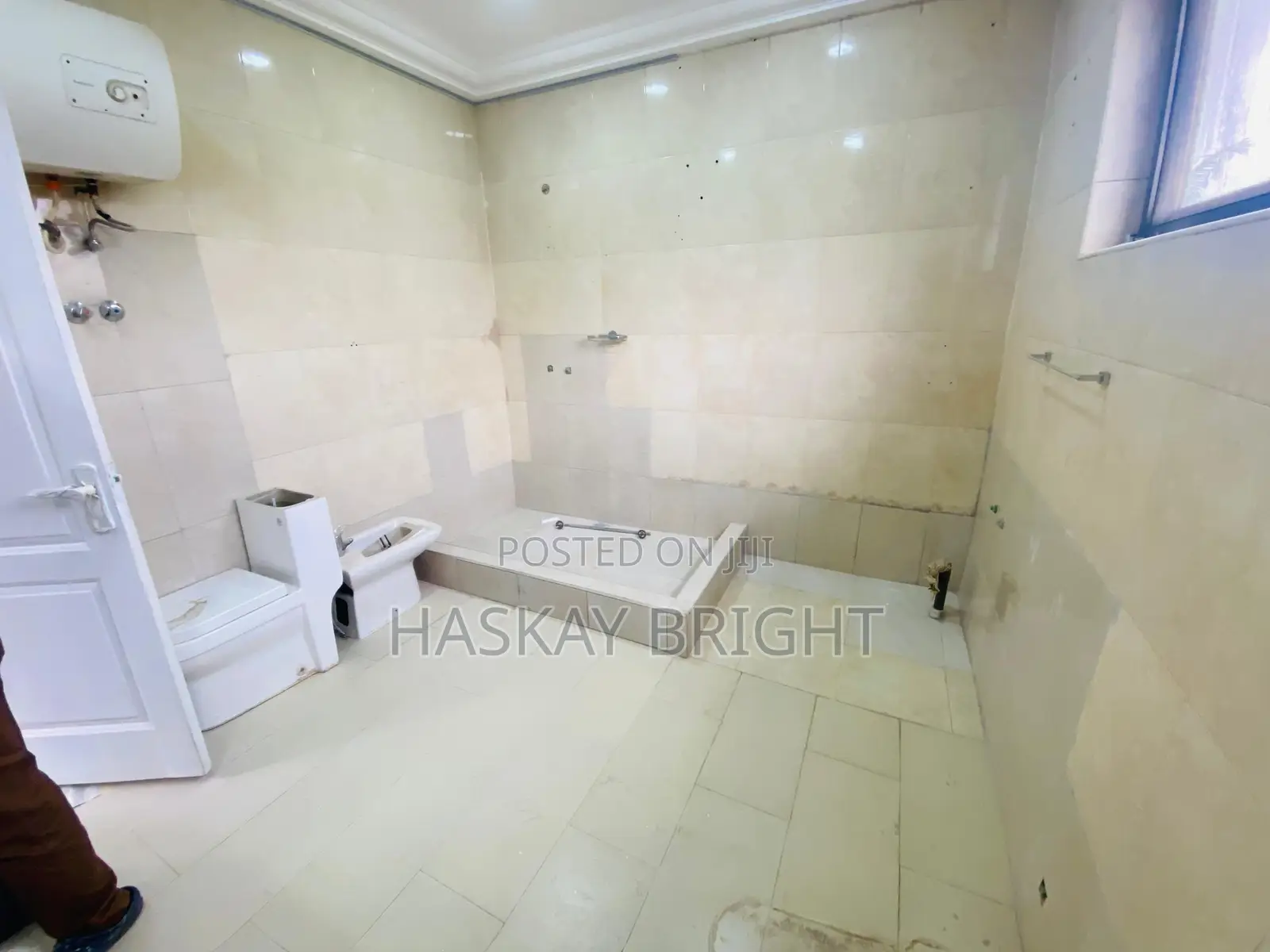 4bdrm House in Abelemkpe for rent