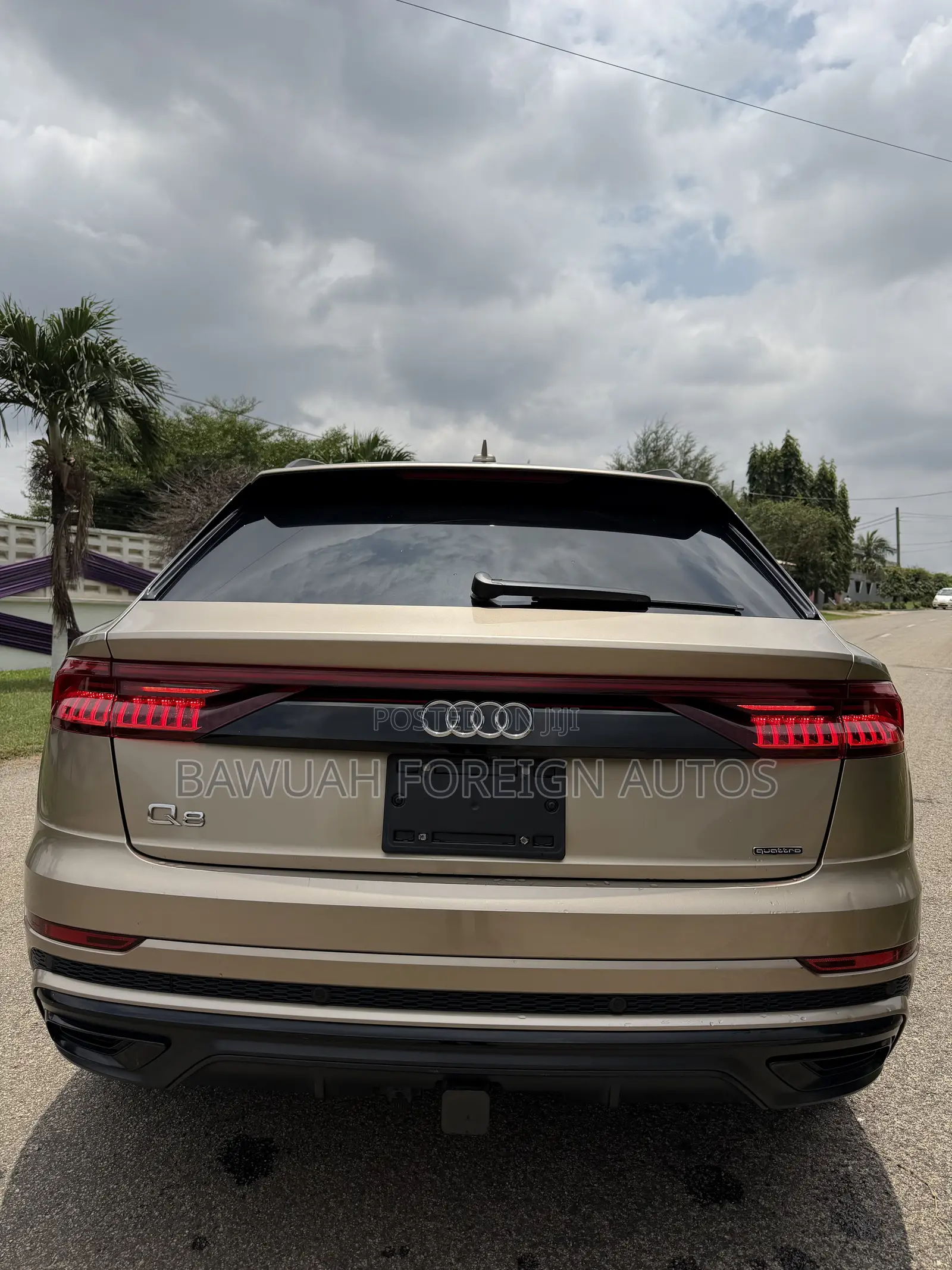 Audi Q8 55 Premium AWD quattro 2020 Gold