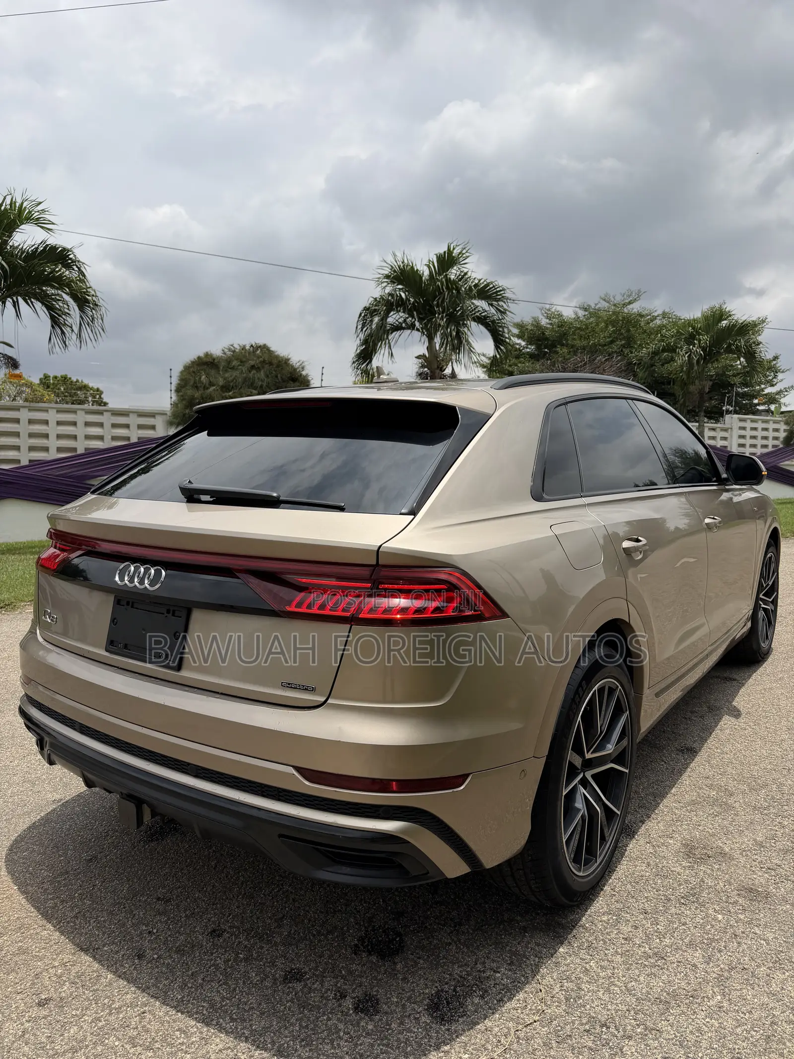 Audi Q8 55 Premium AWD quattro 2020 Gold