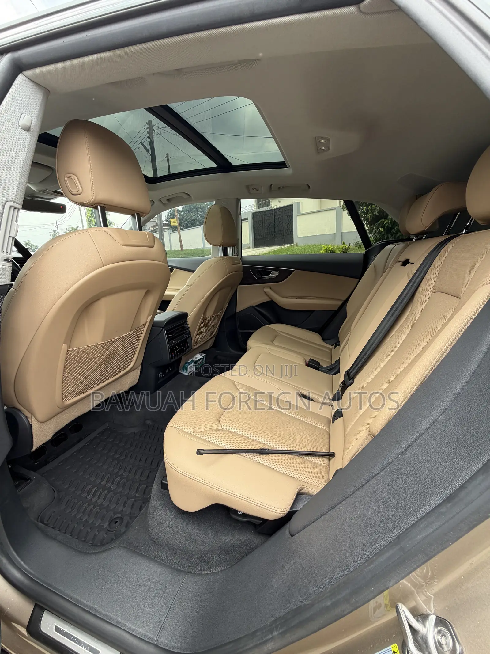 Audi Q8 55 Premium AWD quattro 2020 Gold