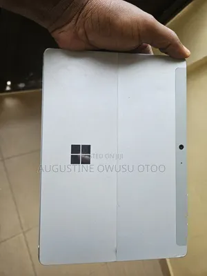Laptop Microsoft Surface 2 8GB Intel HDD+SSD 128GB