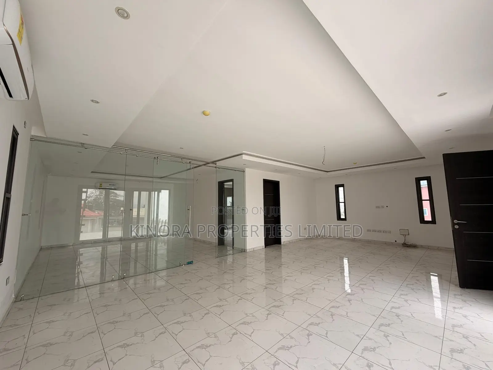 4bdrm Duplex in Adjiganor, East Legon for sale