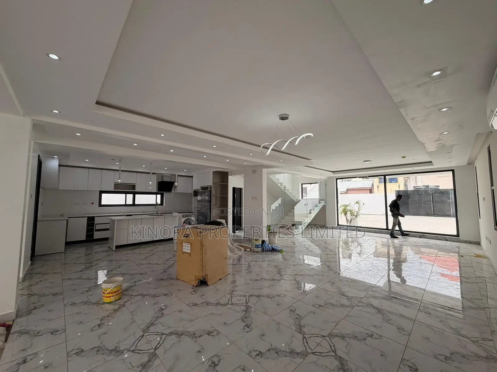 4bdrm Duplex in Adjiganor, East Legon for sale