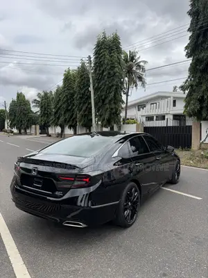 Honda Accord Touring 2.0T 2021 Black