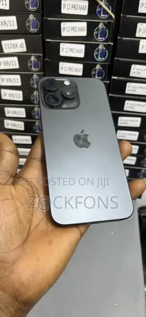 Apple iPhone 15 Pro Max 1 TB Black