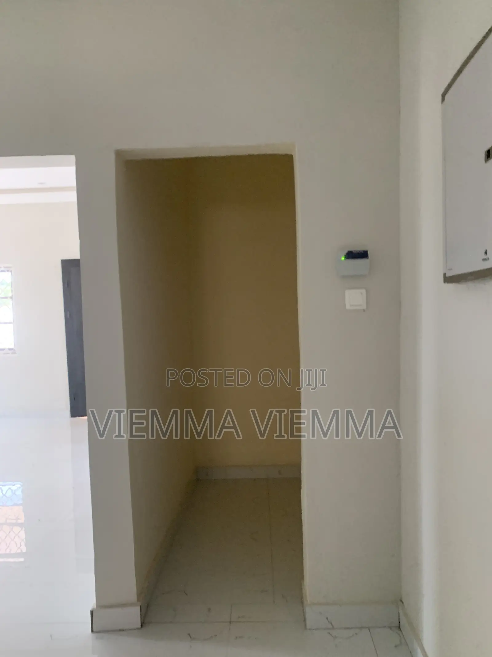 4bdrm House in Oyibi for rent
