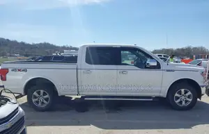 Ford F-150 Lariat 4x4 SuperCrew Cab Styleside 6.5 ft. box 157 in. WB