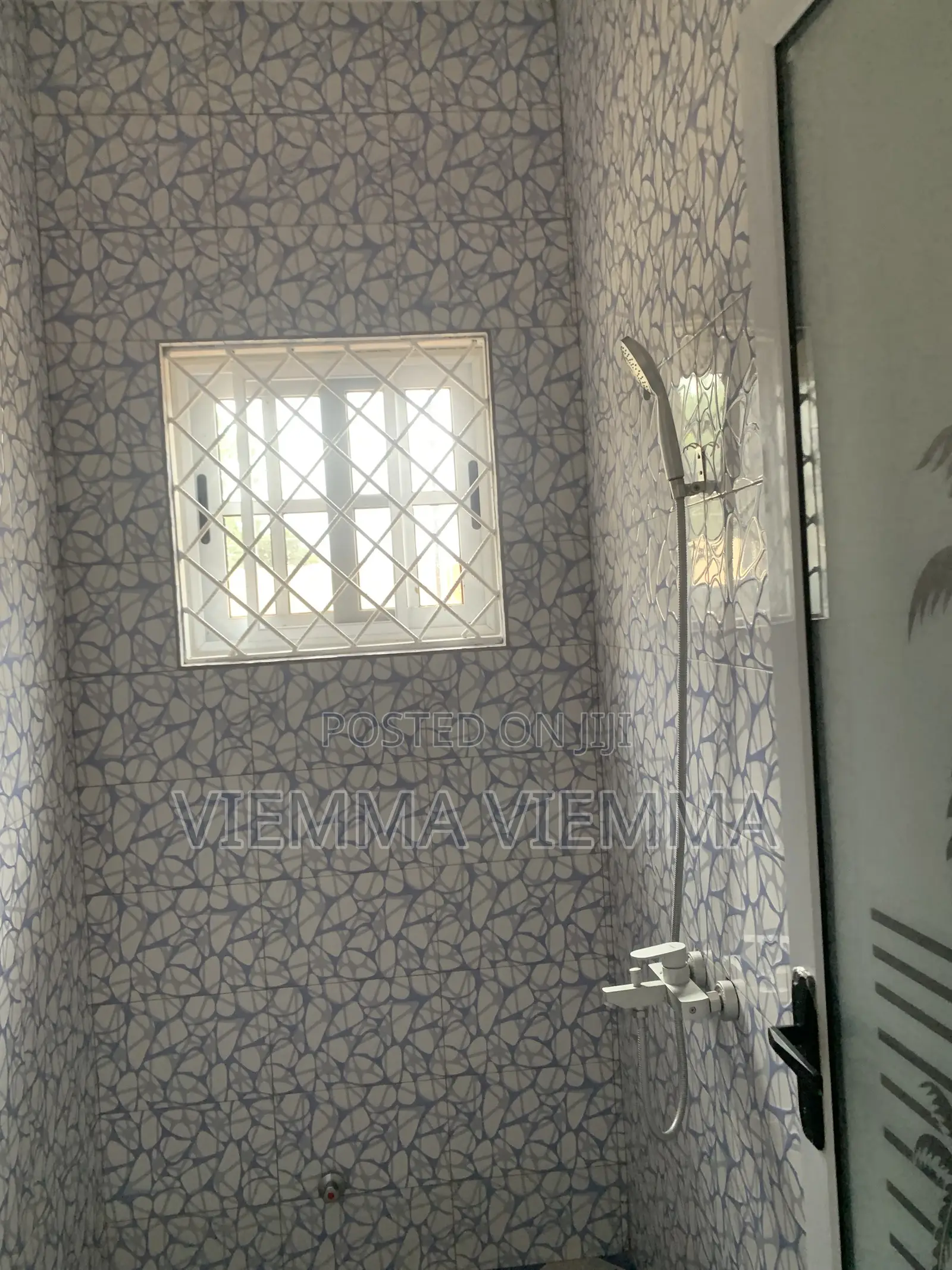 4bdrm House in Oyibi for rent