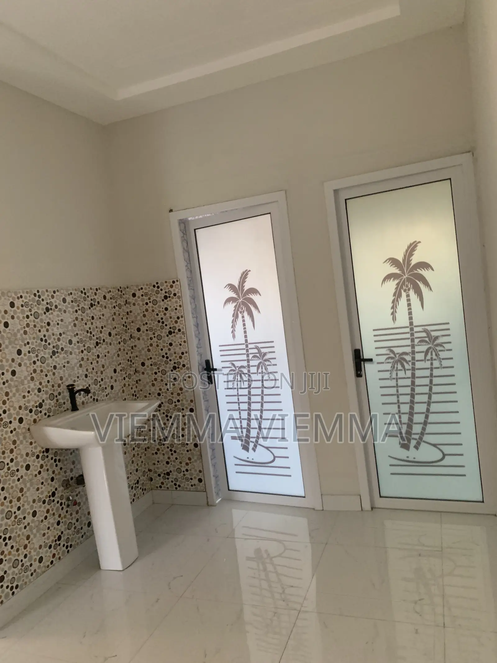 4bdrm House in Oyibi for rent