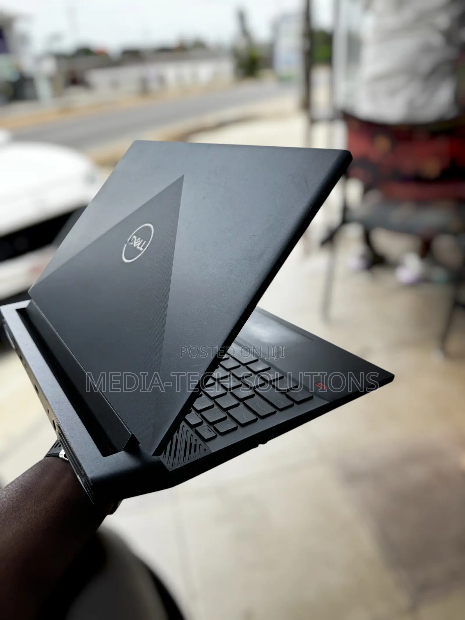 Laptop Dell G15 5520 16GB Intel Core i7 SSD 1T