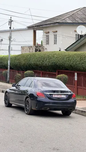 Mercedes-Benz C300 Base C300 AWD 4MATIC Sedan 2018 Black