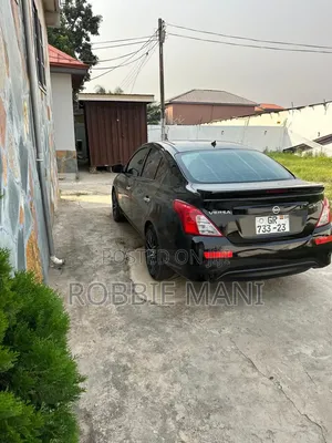 Nissan Versa 1.6 SV 2013 Black