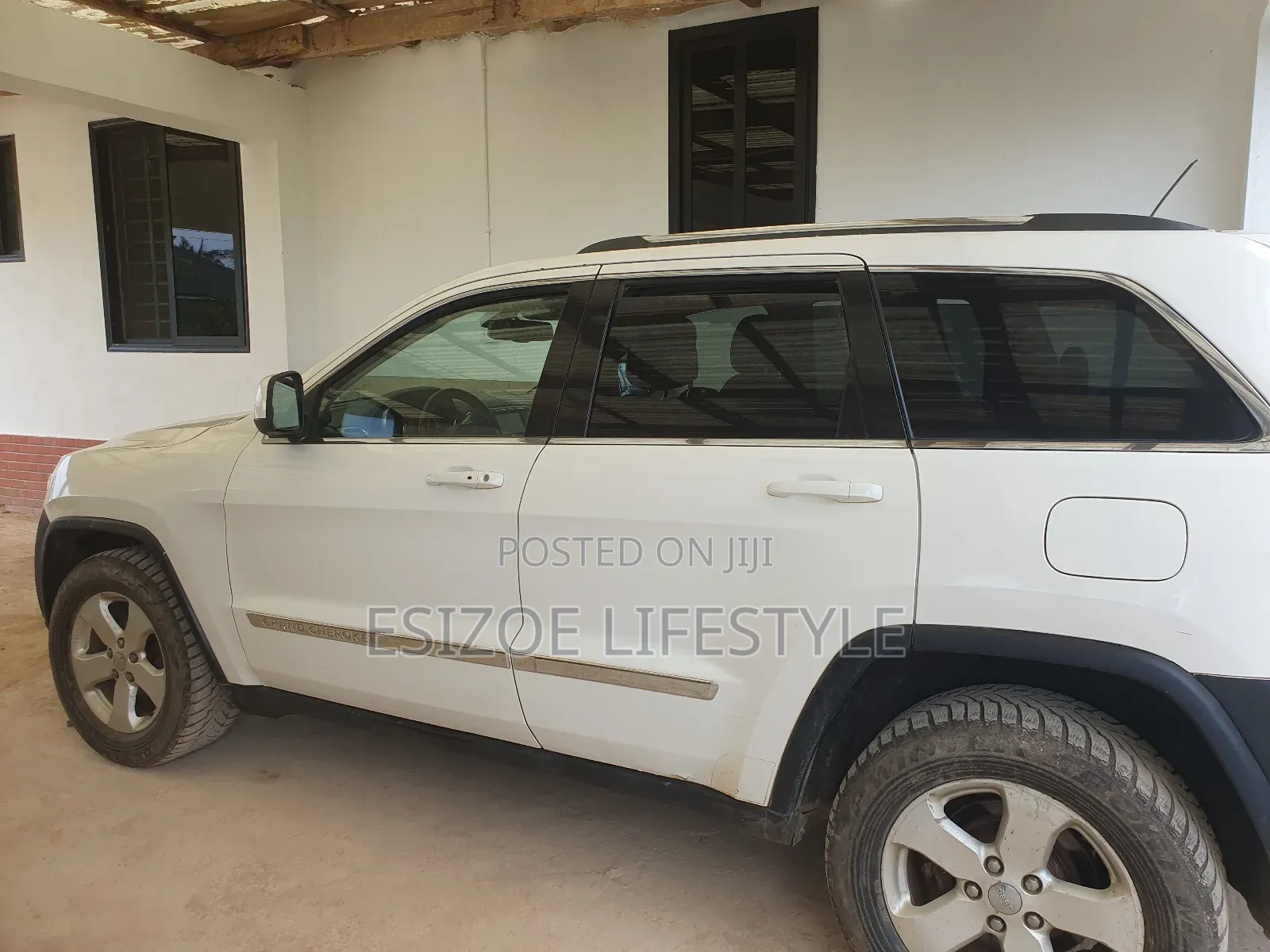 Jeep Grand Cherokee 2012 Off white