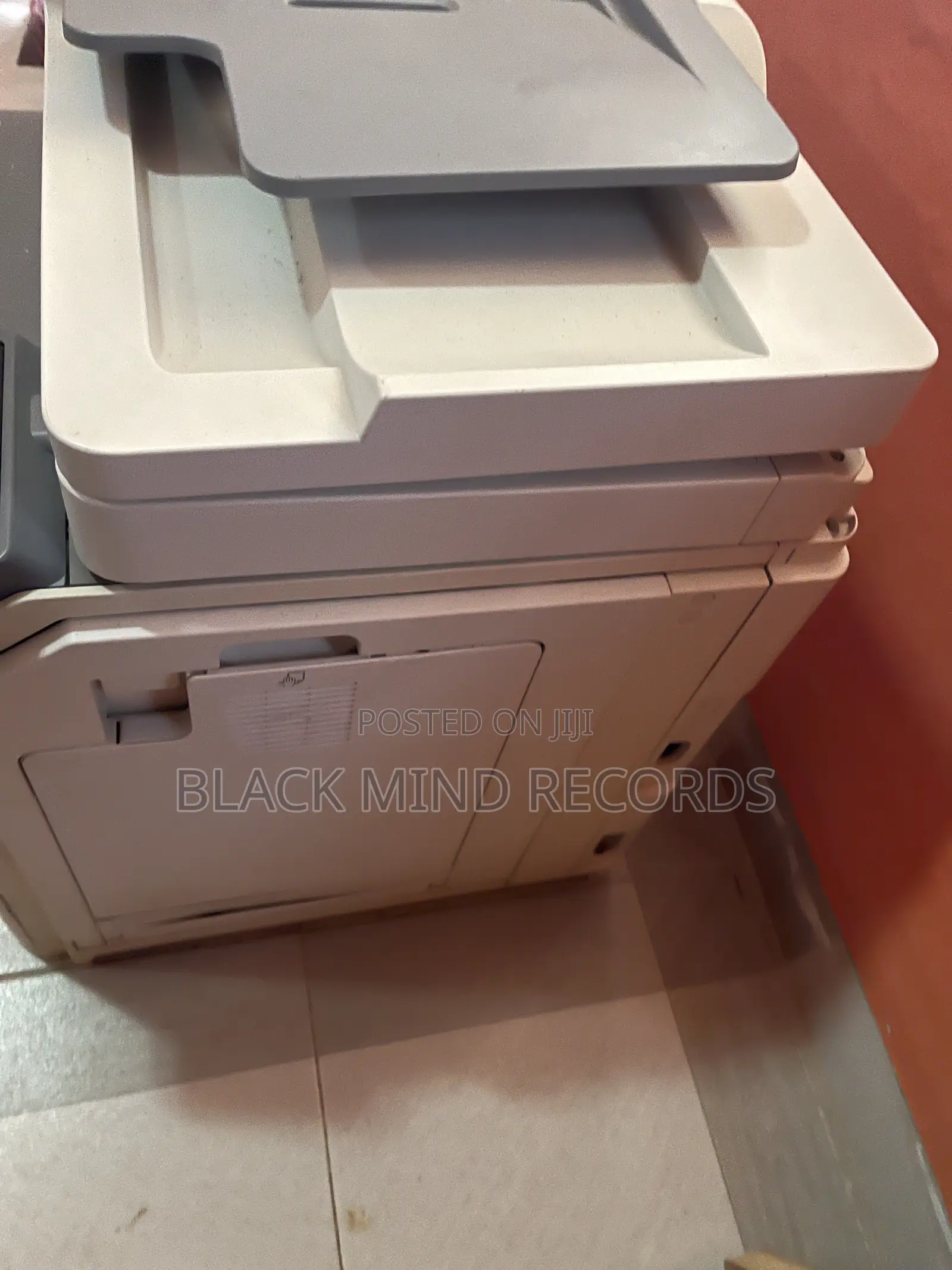 Canon Color imageRUNNER C1325iF – A4