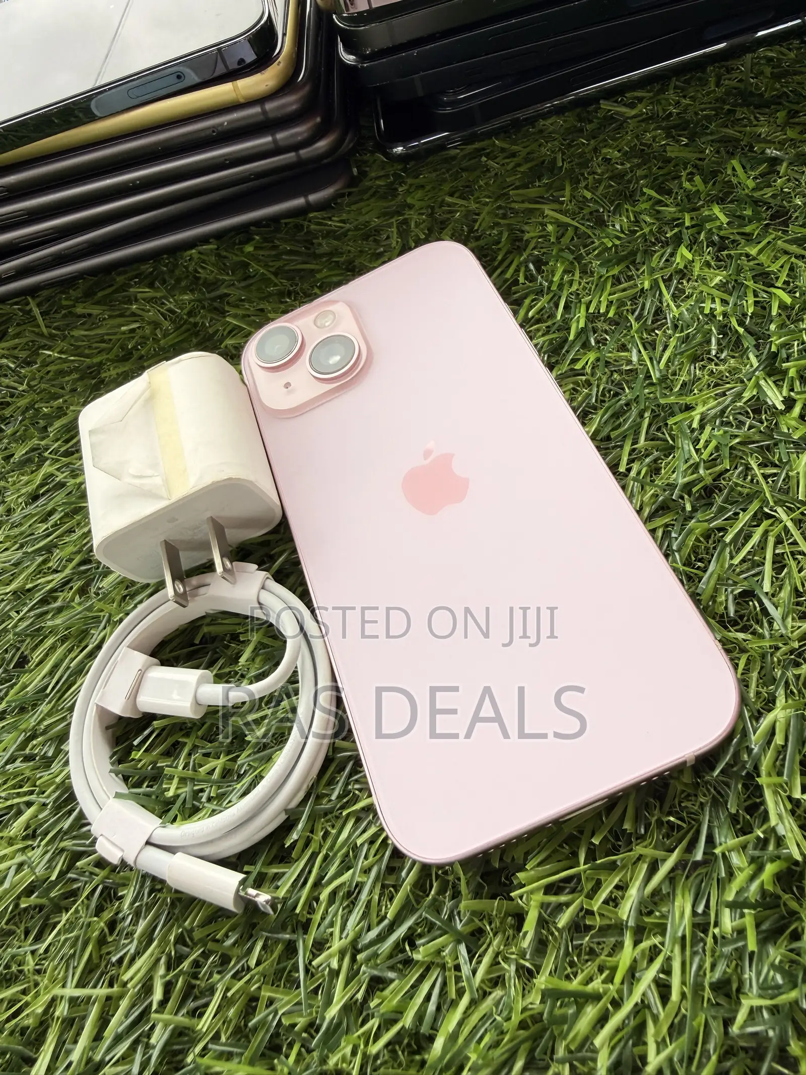 Apple iPhone 15 128 GB Pink