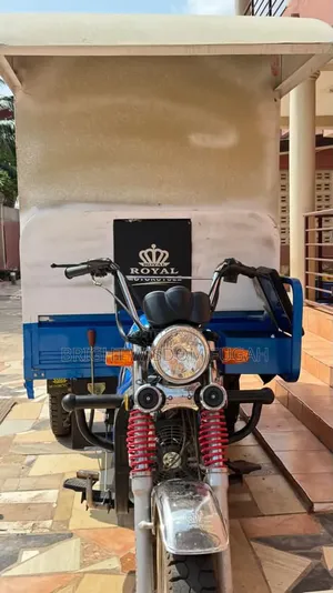Royal Motorcycle 2018 Blue