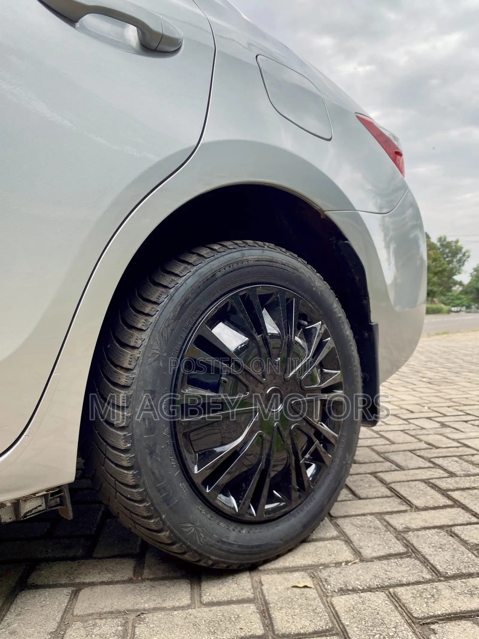 Toyota Corolla 2016 Silver