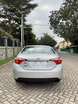 Toyota Corolla 2016 Silver
