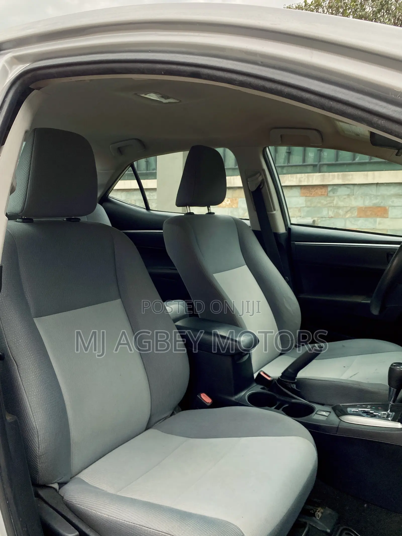 Toyota Corolla 2016 Silver