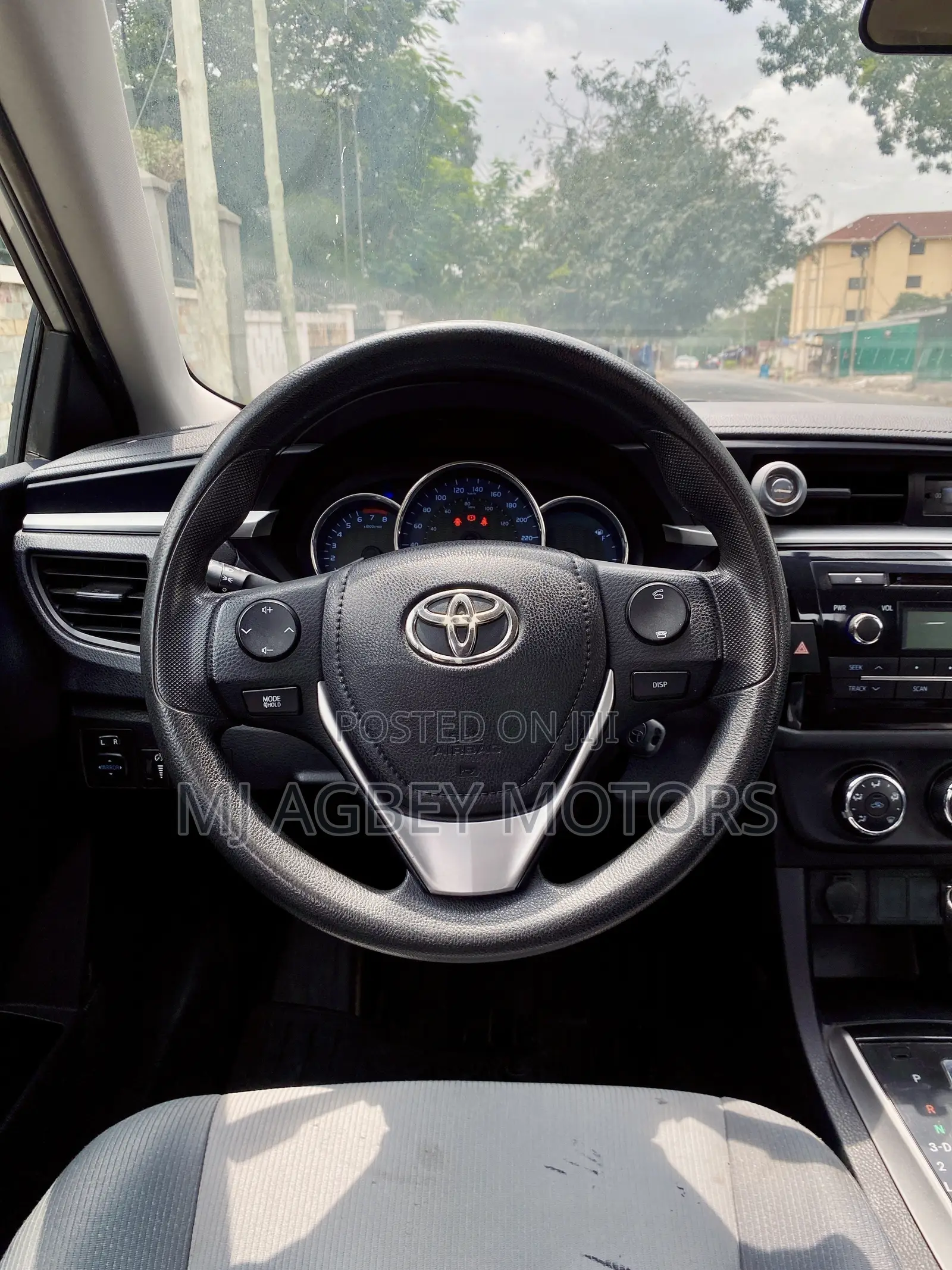 Toyota Corolla 2016 Silver