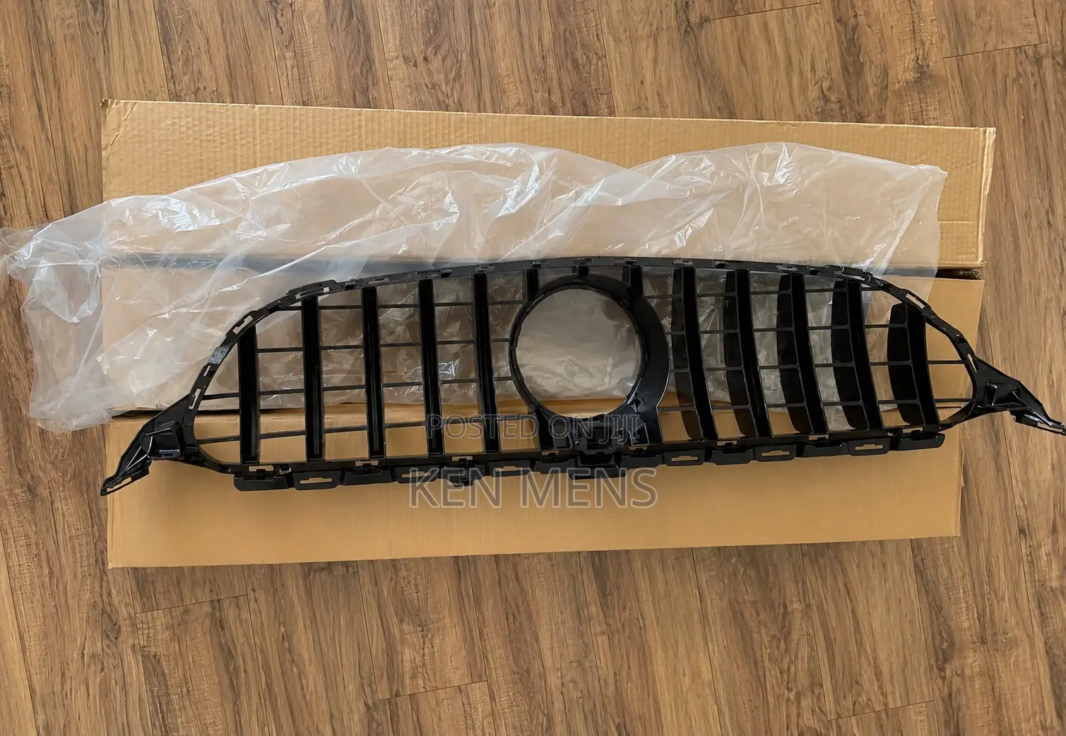 Mercedes Benz Top Shelves