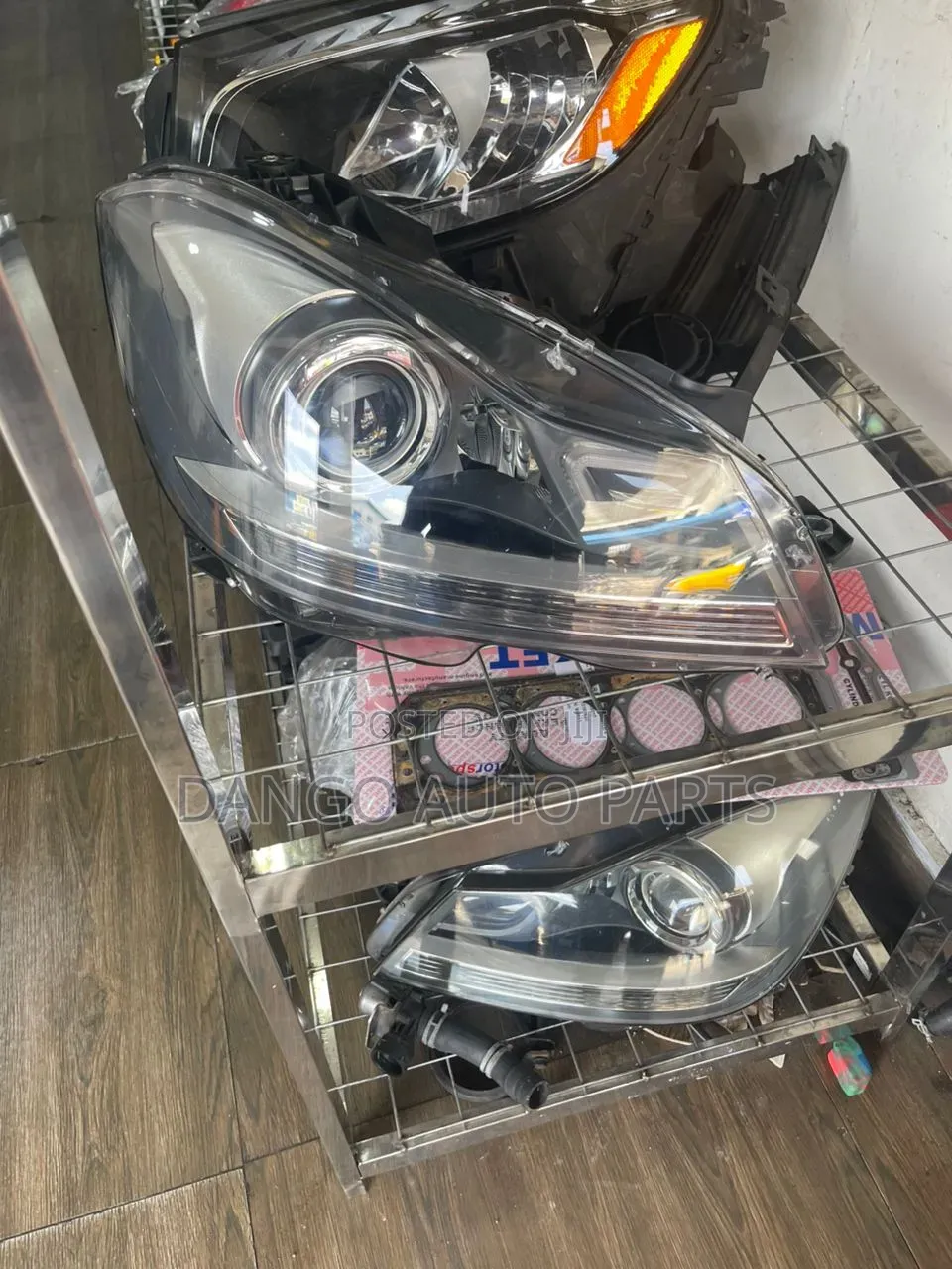 Mercedes Benz C250/W204 Headlight 2011-2012-2013-2014 Brand New