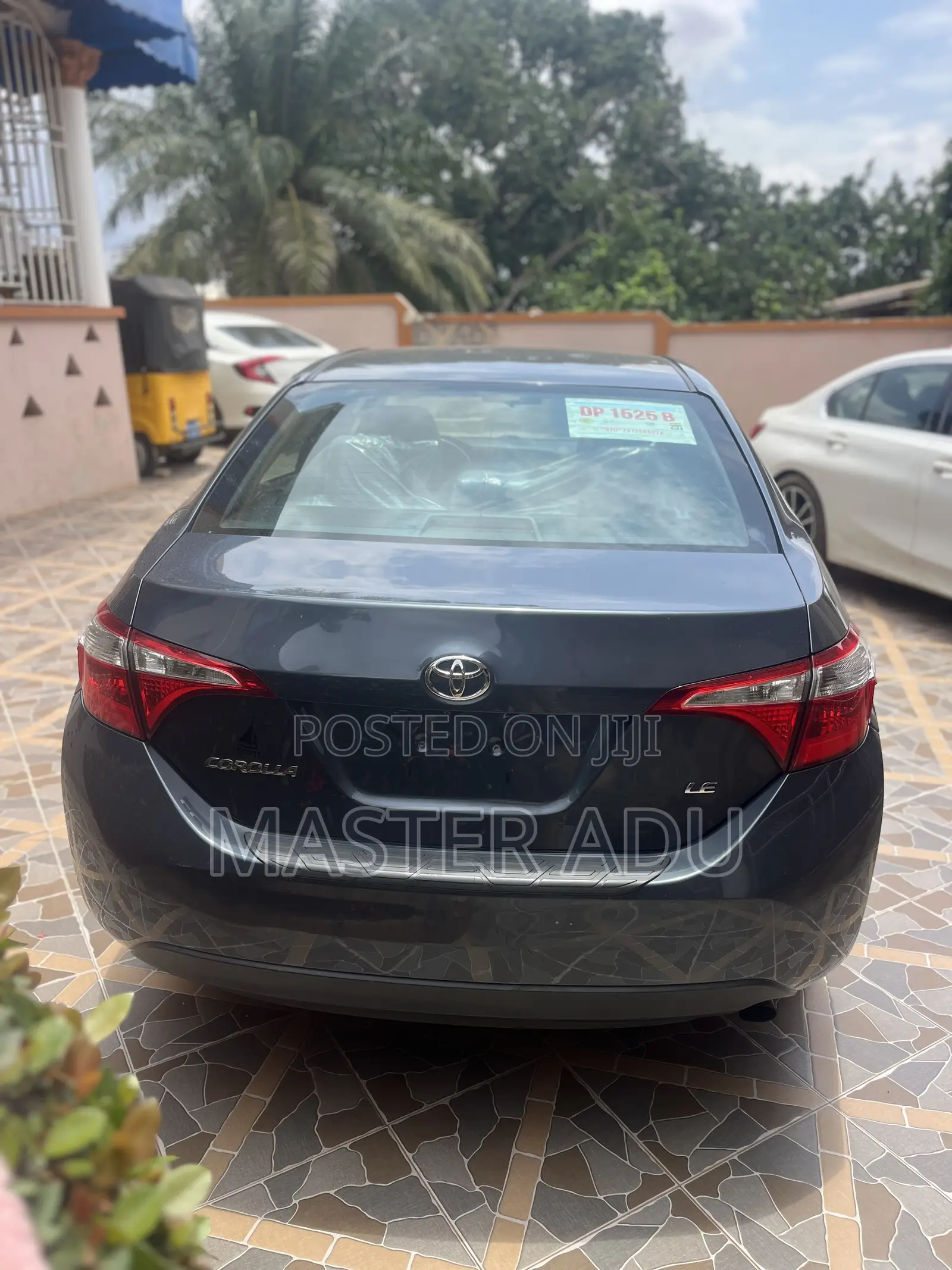 Toyota Corolla LE 4dr Sedan (1.8L 4cyl CVT) 2016 Gray