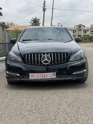 Mercedes-Benz C250 2013 Black