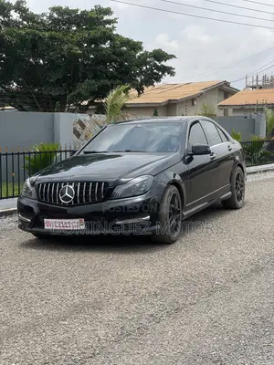 Mercedes-Benz C250 2013 Black