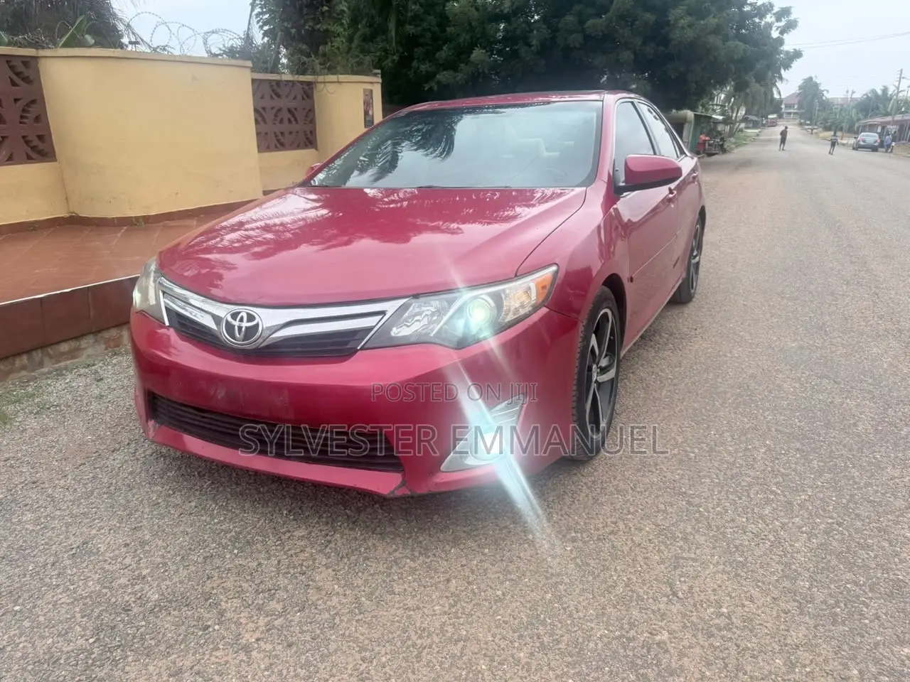 Toyota Camry XLE 4dr Sedan (2.5L 4cyl 6A) 2016 Red