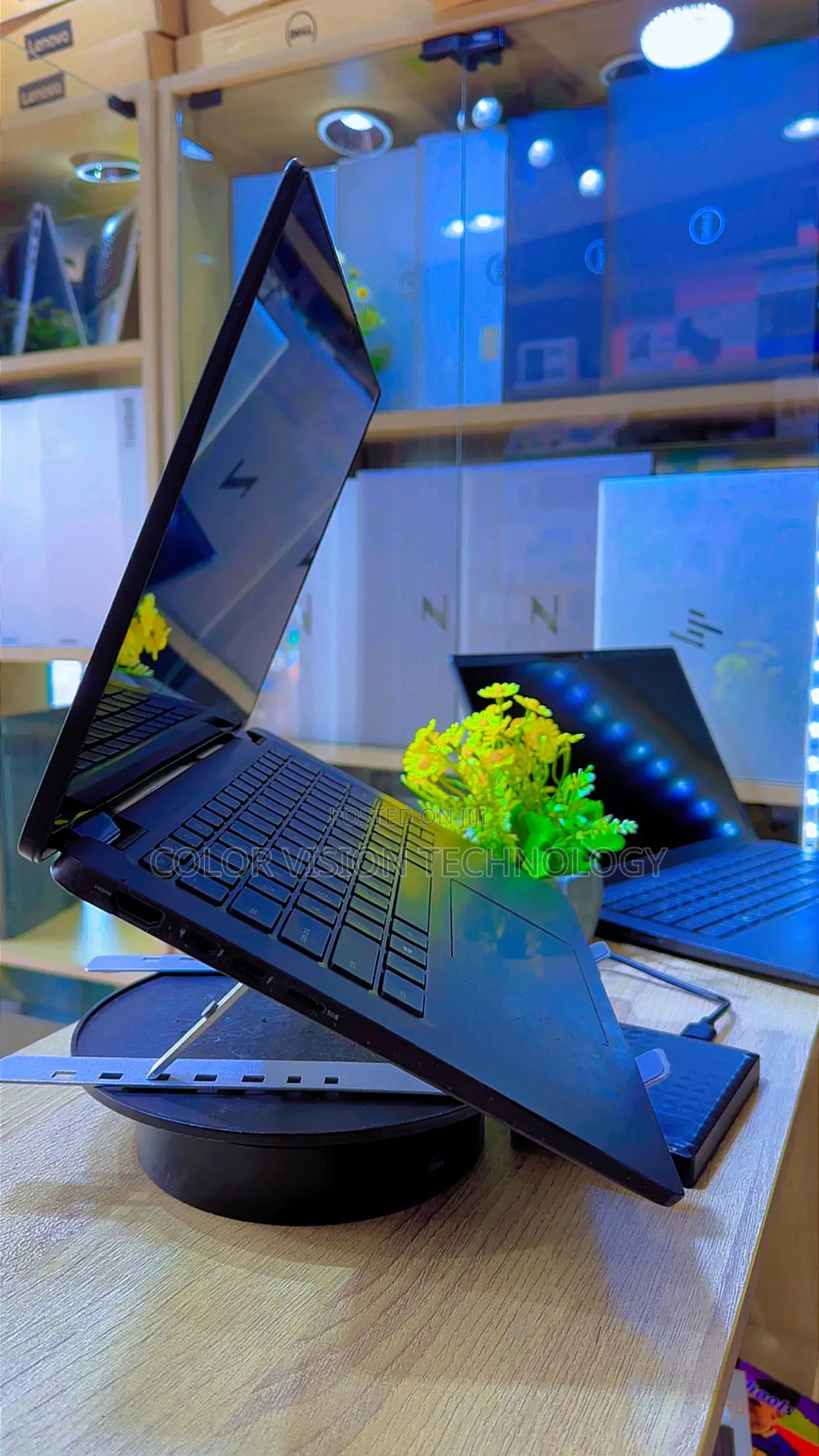 Laptop Dell Latitude 7400 2-in-1 16GB Intel Core i5 SSD 256GB