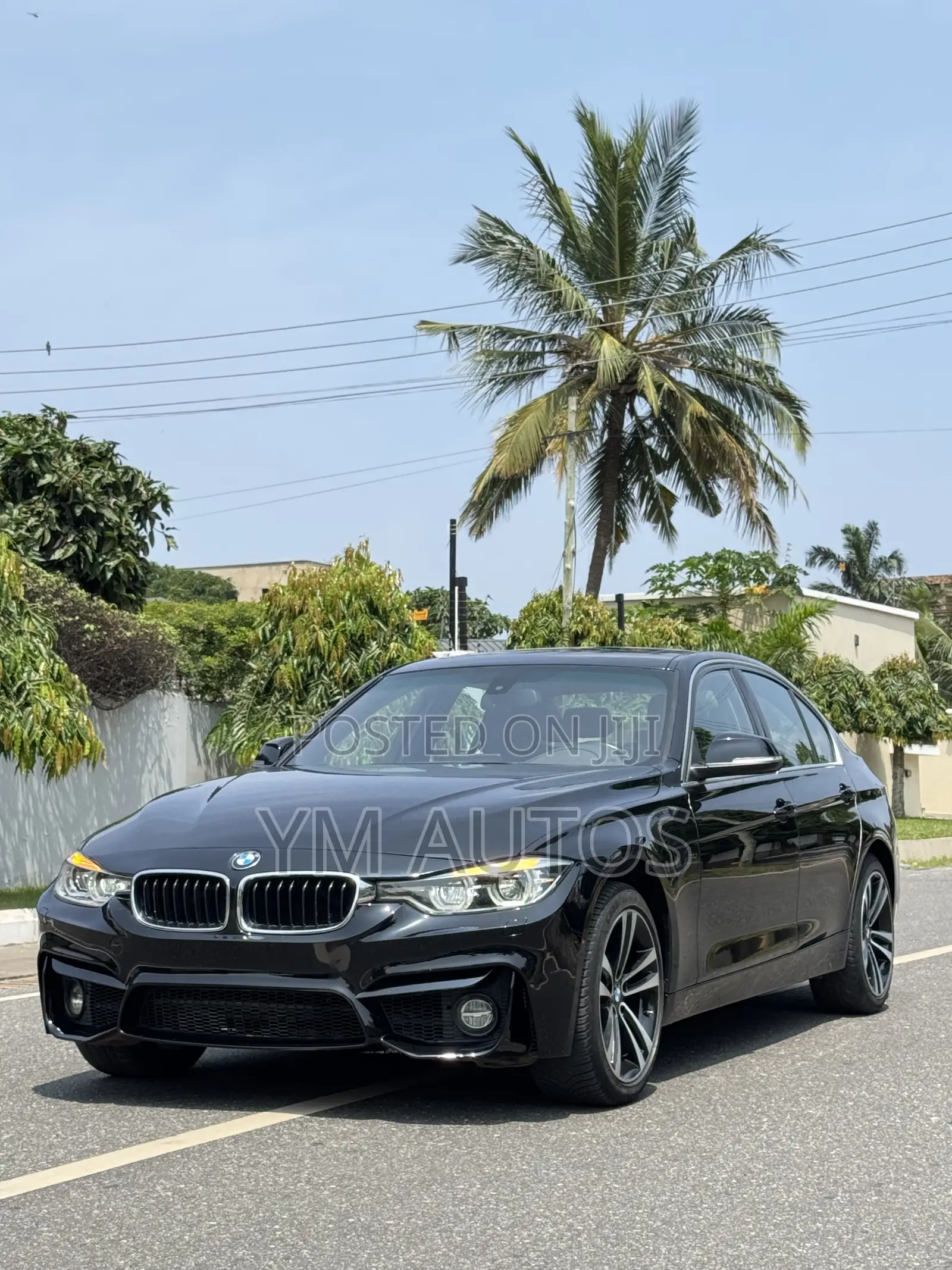 BMW 330i 2018 Black
