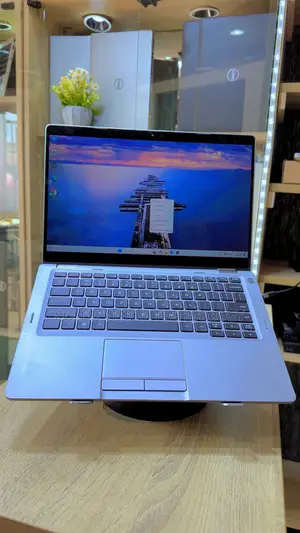 Laptop Dell Latitude 5310 2-in-1 8GB Intel Core i7 SSD 256GB