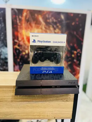 PS4 FAT WITH 2 Controllers and Loaded Games