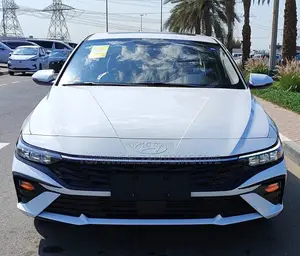 Hyundai Elantra 2025 White