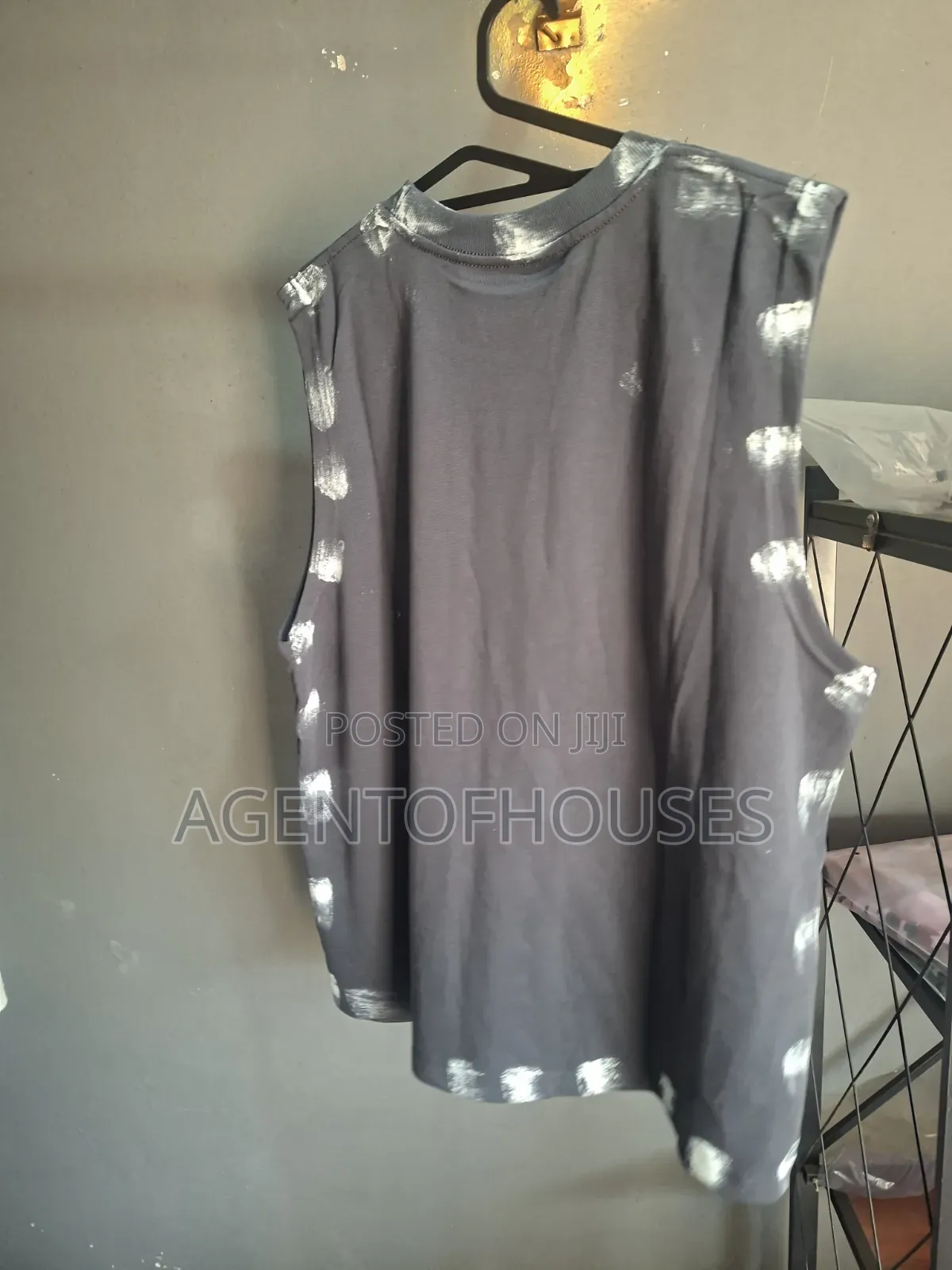 Original Handless T
