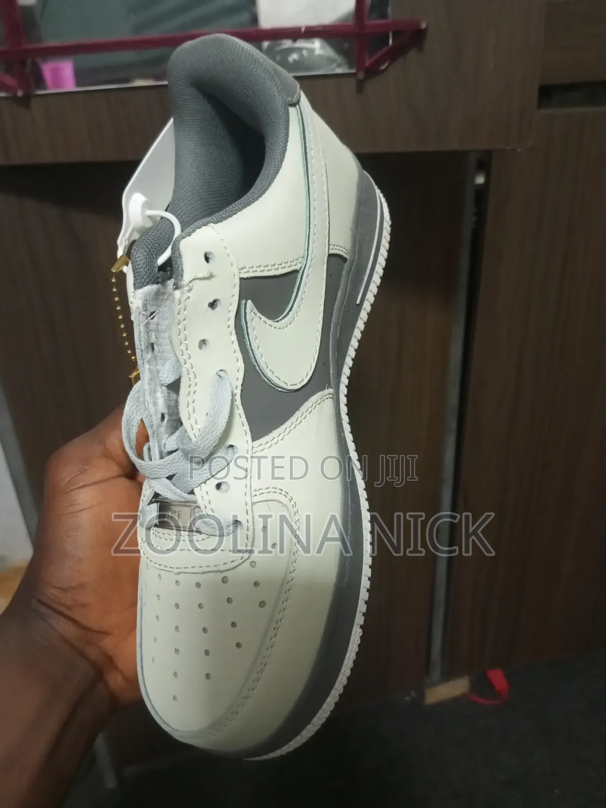 Nike Air Force 1