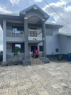 3bdrm Apartment in Amasaman Doblo for rent
