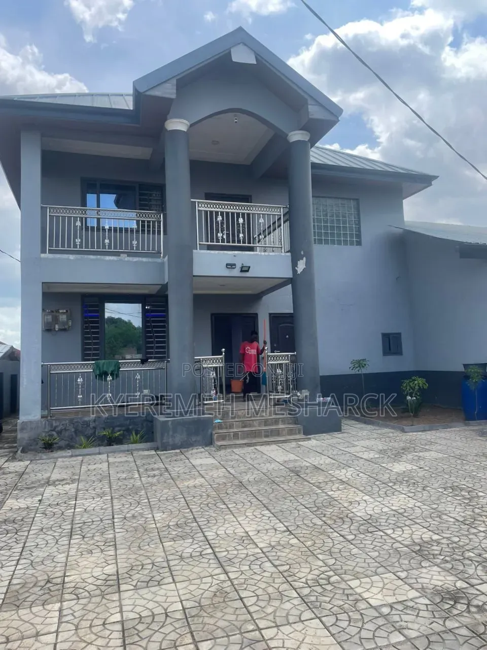 3bdrm Apartment in Amasaman Doblo for rent