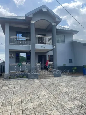 3bdrm Apartment in Amasaman Doblo for rent