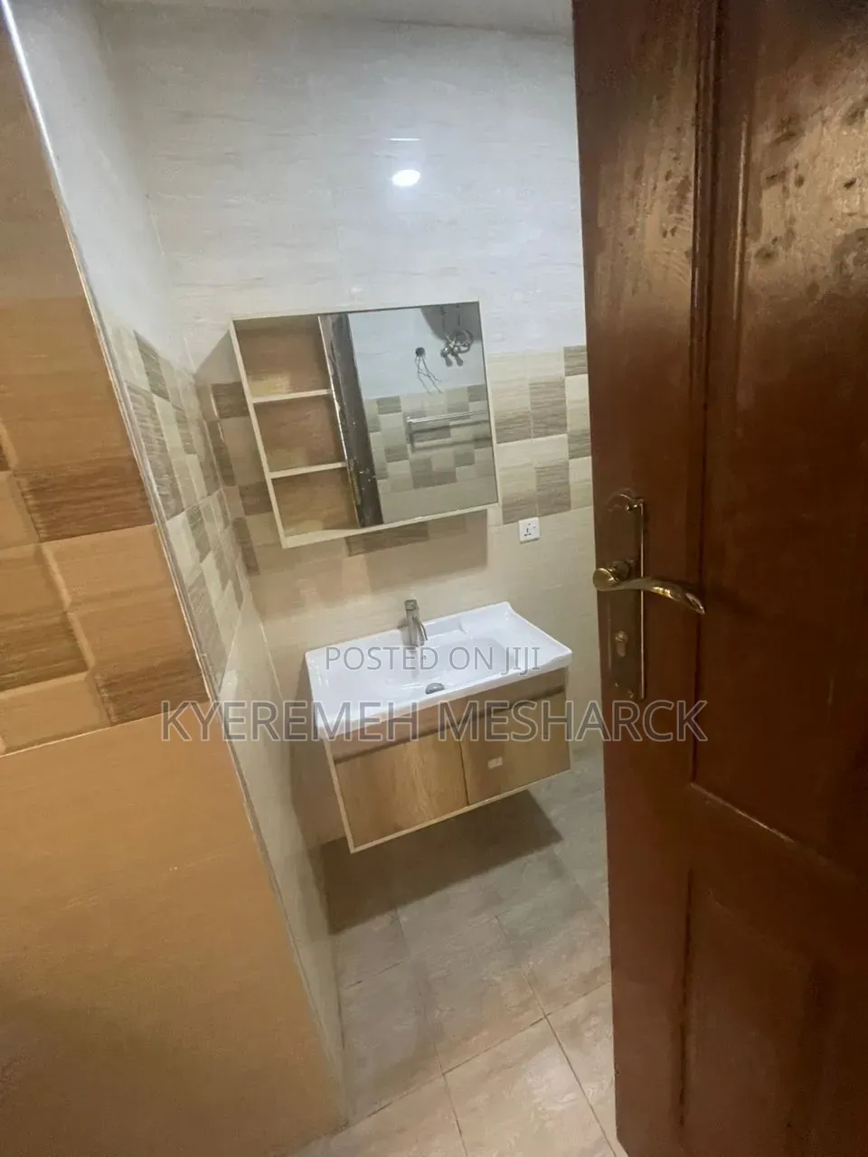 3bdrm Apartment in Amasaman Doblo for rent