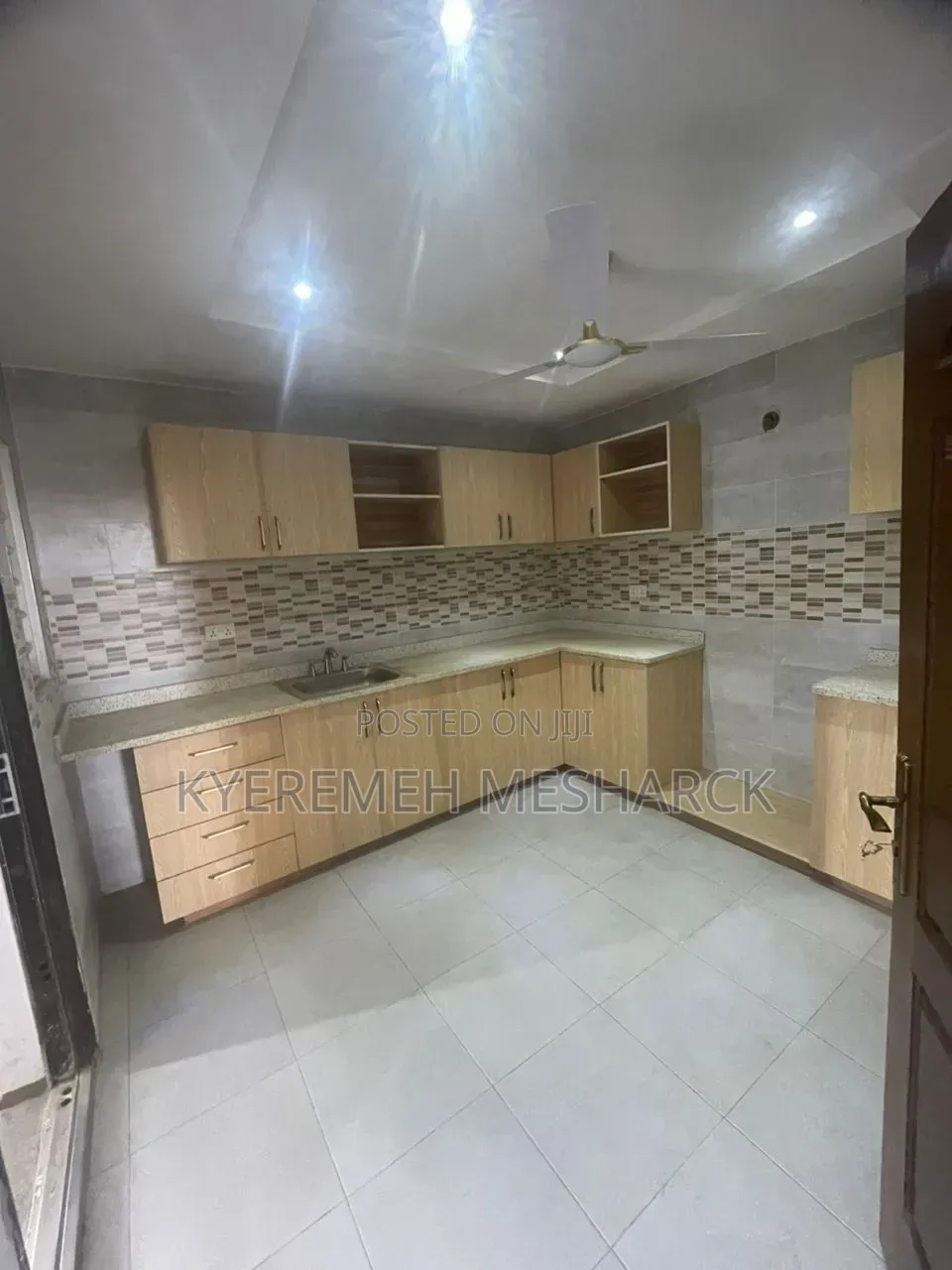 3bdrm Apartment in Amasaman Doblo for rent