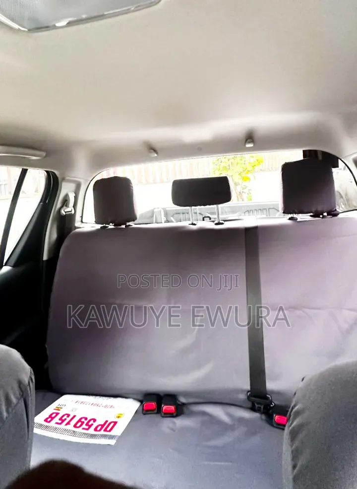 New Toyota Hilux 2025 White