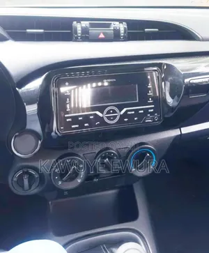 New Toyota Hilux 2025 White