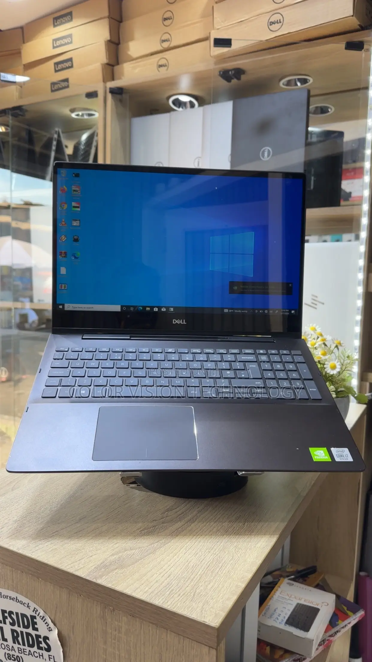 Laptop Dell Inspiron 15 5582 2-in-1 16GB Intel Core i7 SSD 256GB
