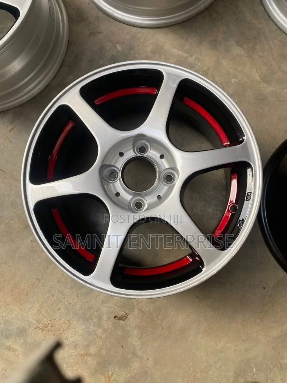 Home Used Alloy Rim 14 Available